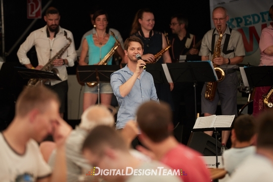 DigitalDesignTeam008AX150251