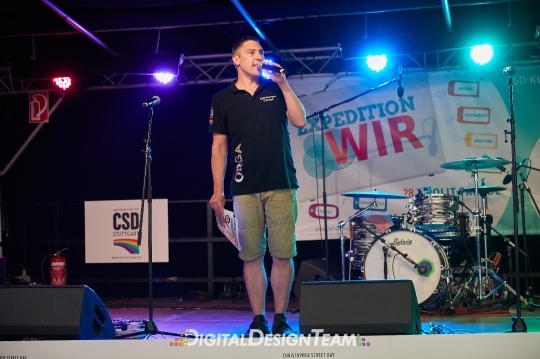 DigitalDesignTeam011AX149477