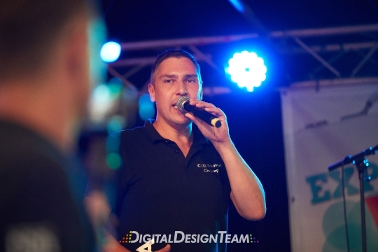 DigitalDesignTeam012AX149484