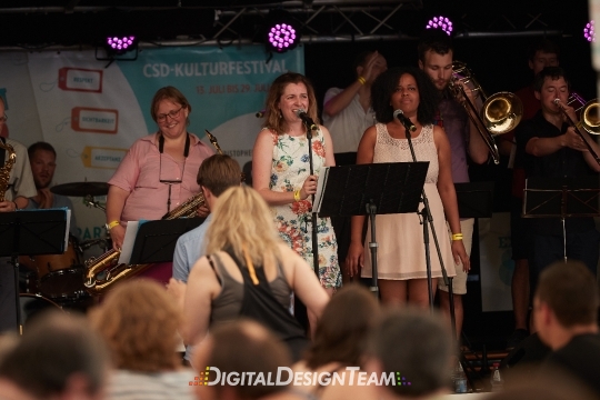 DigitalDesignTeam012AX150253