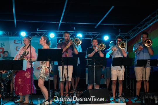 DigitalDesignTeam048AX150277