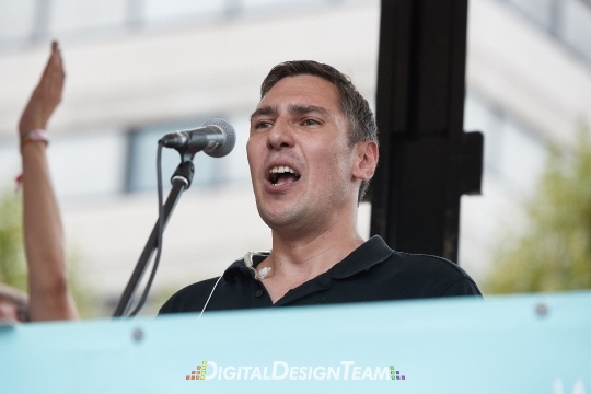 DigitalDesignTeam049X2089263