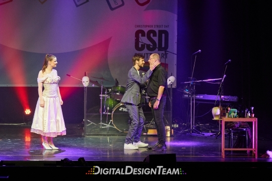 DigitalDesignTeam0500AX159406