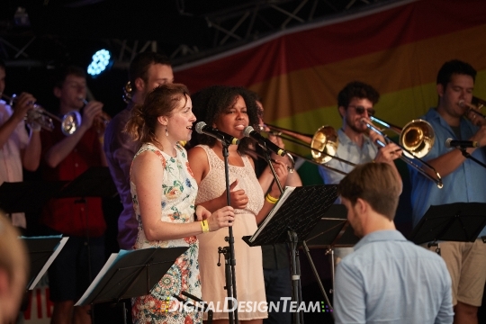 DigitalDesignTeam062AX150284