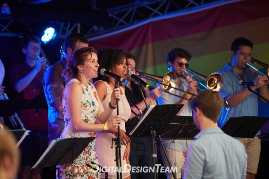 DigitalDesignTeam065AX150288