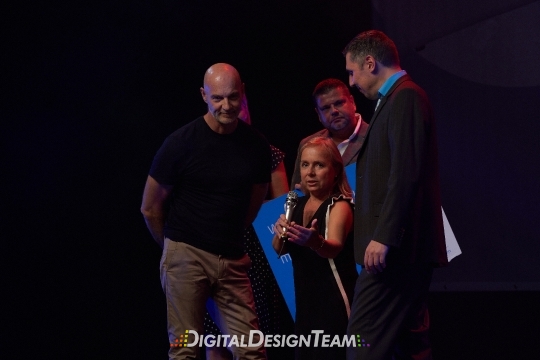 DigitalDesignTeam0715A730400111