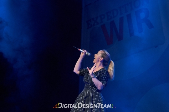 DigitalDesignTeam0794A9037512