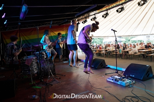 DigitalDesignTeam095AX149564