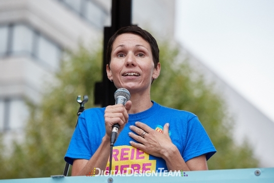 DigitalDesignTeam105X2089335