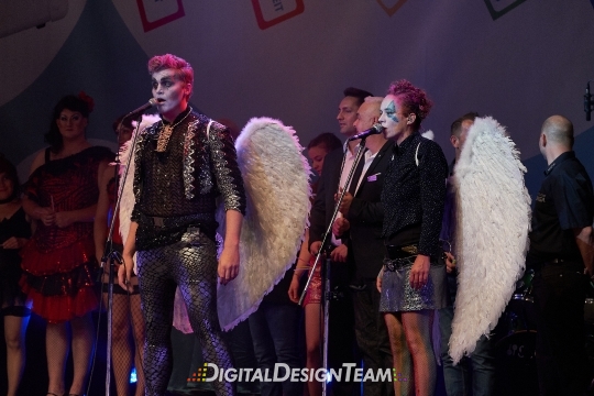 DigitalDesignTeam1099A9038244