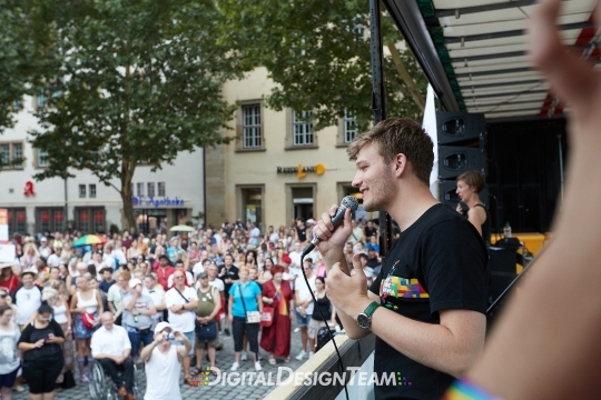 DigitalDesignTeam128AX166869