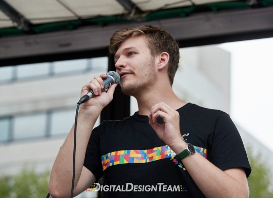 DigitalDesignTeam148X2089439