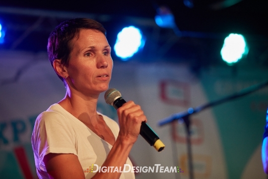 DigitalDesignTeam240AX149726