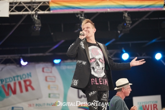 DigitalDesignTeam255AX150441