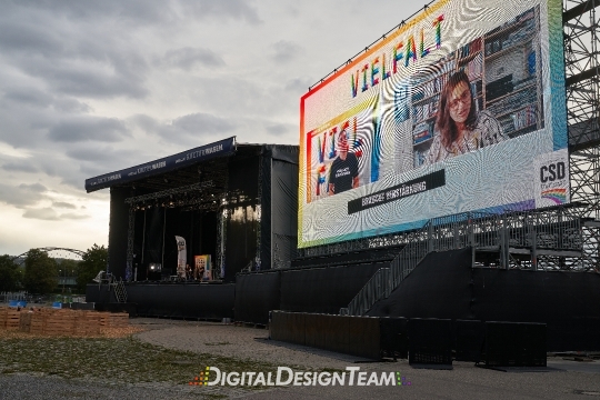 DigitalDesignTeam25R0006702