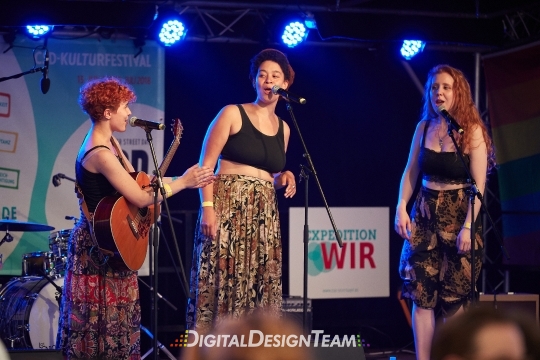 DigitalDesignTeam279AX149814