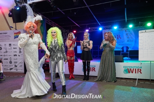 DigitalDesignTeam638AX151053