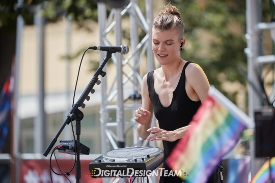 DigitalDesignTeamA75I2945