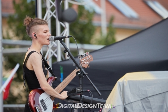 DigitalDesignTeamA75I2958