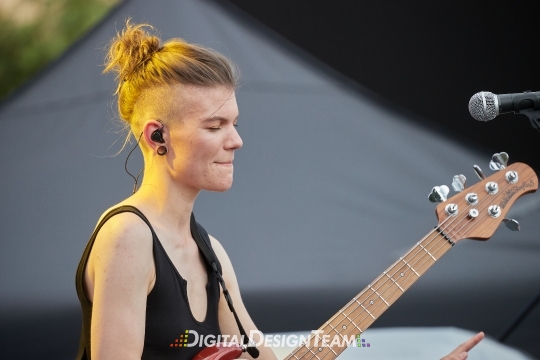 DigitalDesignTeamA75I2967