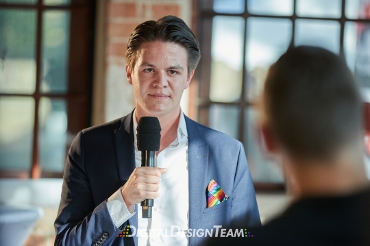 DigitalDesignTeamA75I3599