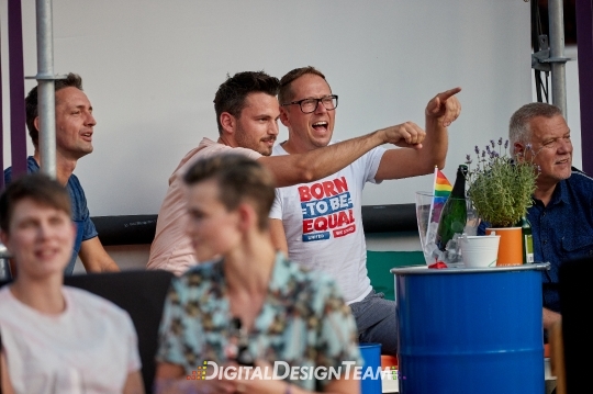 DigitalDesignTeamA75I3644