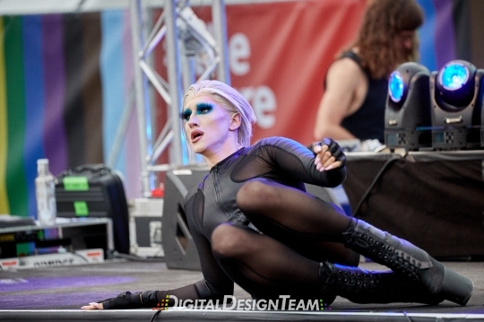 DigitalDesignTeamA75I3973