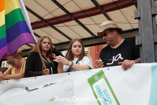 DigitalDesignTeamAX164899