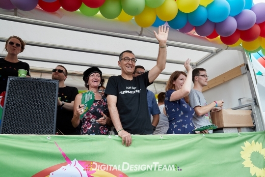 DigitalDesignTeamAX165004