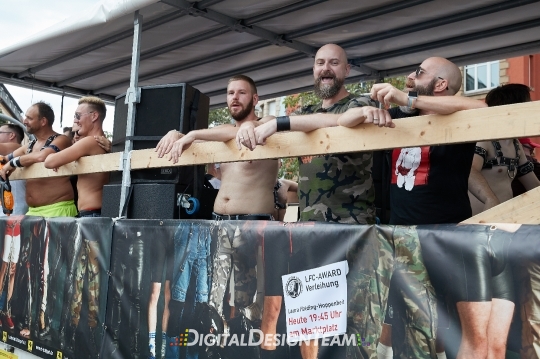 DigitalDesignTeamAX165039