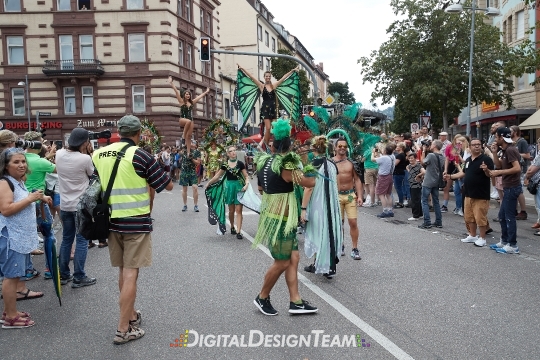 DigitalDesignTeamAX165059