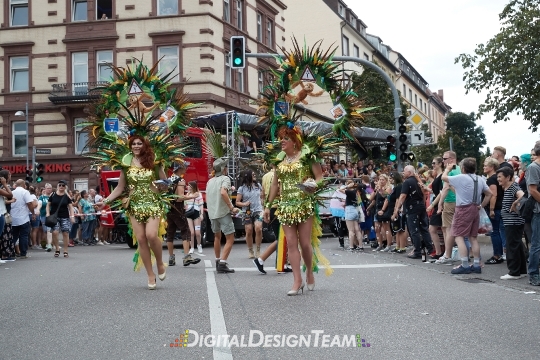 DigitalDesignTeamAX165064