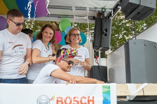 DigitalDesignTeamAX165175