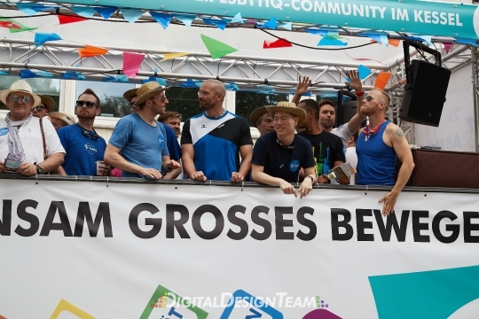 DigitalDesignTeamAX165210