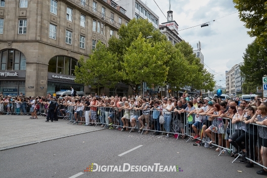 DigitalDesignTeamAX165276