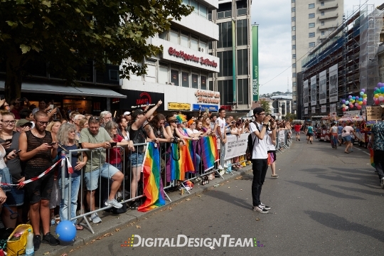 DigitalDesignTeamAX165290