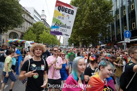 DigitalDesignTeamAX165389