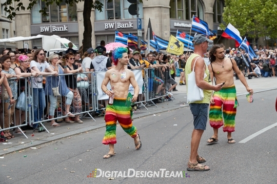 DigitalDesignTeamAX165404