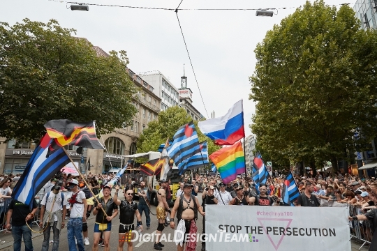 DigitalDesignTeamAX165422