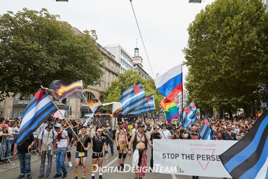 DigitalDesignTeamAX165423