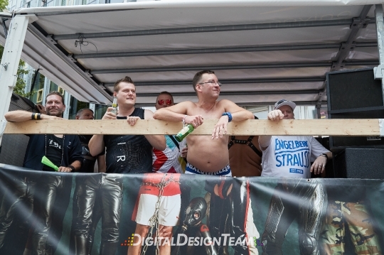 DigitalDesignTeamAX165432