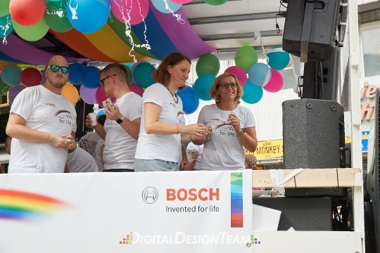 DigitalDesignTeamAX165501