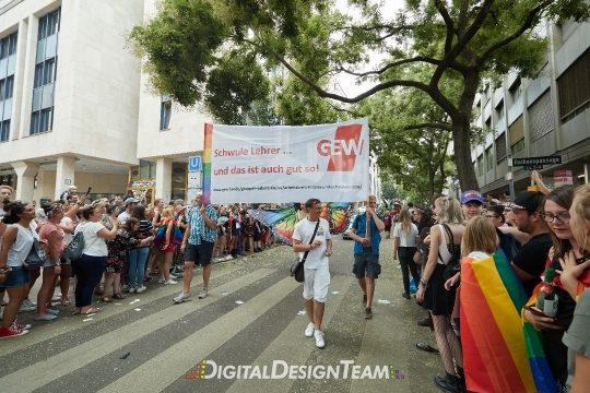 DigitalDesignTeamAX165672