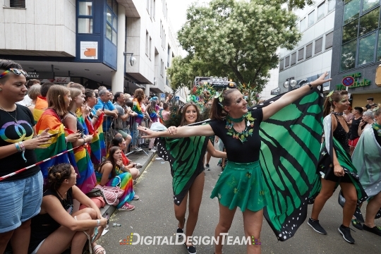 DigitalDesignTeamAX165680