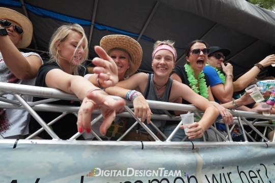 DigitalDesignTeamAX165691