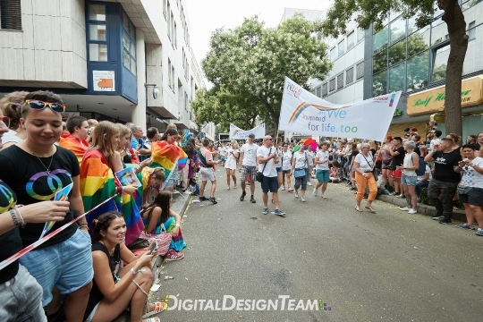 DigitalDesignTeamAX165693