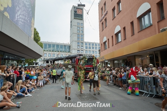 DigitalDesignTeamAX165721