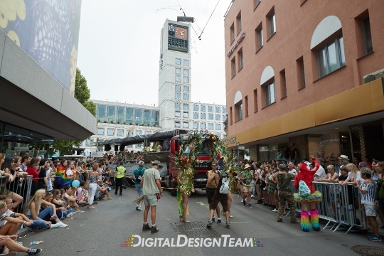 DigitalDesignTeamAX165722