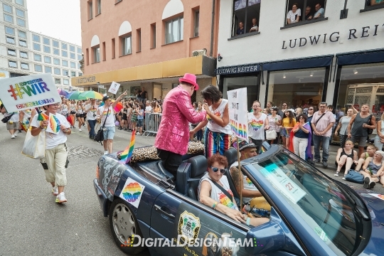 DigitalDesignTeamAX165811