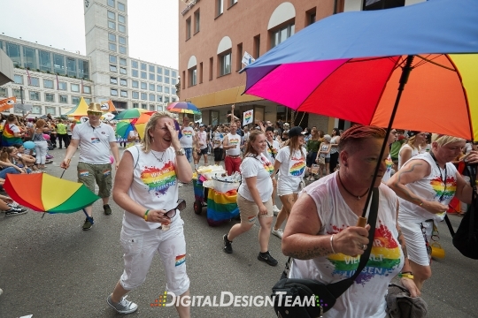 DigitalDesignTeamAX165815